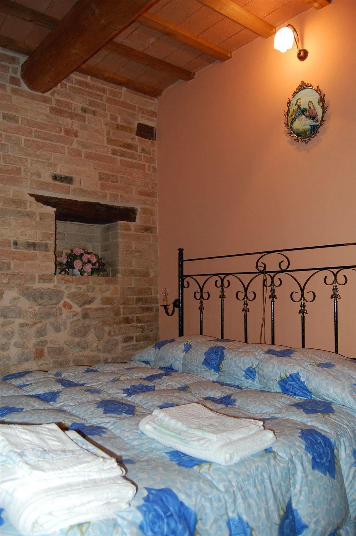 Antica Dimora Guest House Sarnano Exterior photo